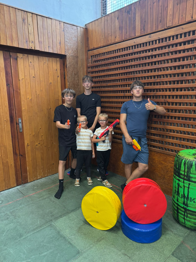 motion_photo_5853760875286352138.jpg