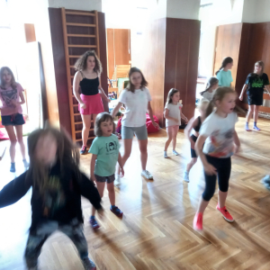 Taneční a tvořivý tábor (TTt 2023 - 17.7.-21.7 (6).jpg