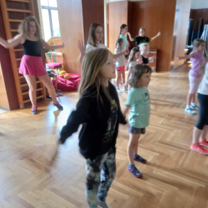 Taneční a tvořivý tábor (TTt 2023 - 17.7.-21.7 (9).jpg